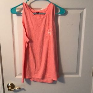 Tee shirt with no sleeve